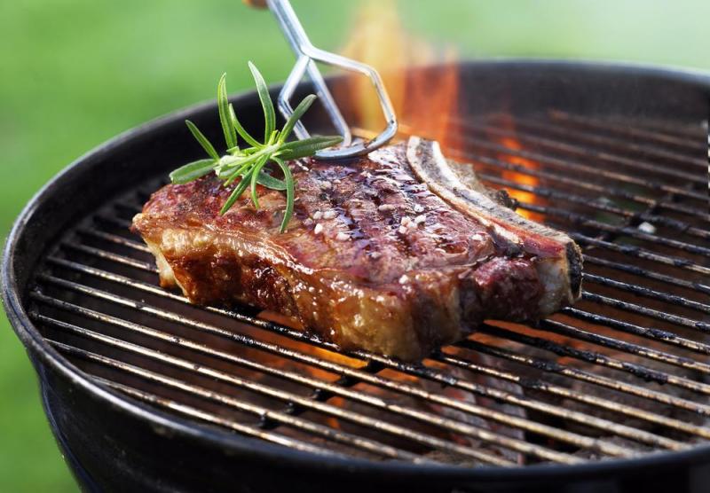 Лето - сезон барбекю